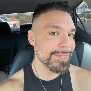 Meet your Posher, Chet